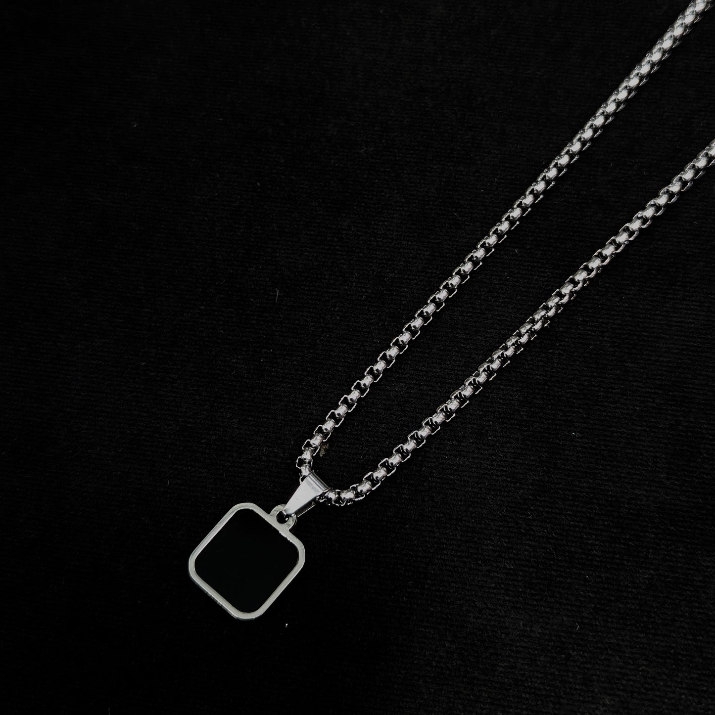 Onyx square